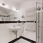 Strandnahe Mit 2 Schlafzimmern Und Balkon, Residenz Prorer Wiek, Apartment Binz