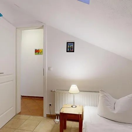 アパート Strandnahe Fewos Mit 2 Schlafzimmern Und Balkon, Residenz Prorer Wiek, *