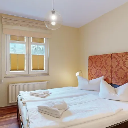 Strandnahe Fewos Mit 2 Schlafzimmern Und Balkon, Residenz Prorer Wiek,