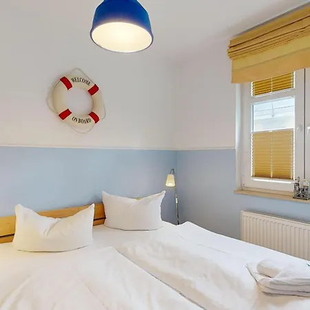 アパート Strandnahe Fewos Mit 2 Schlafzimmern Und Balkon, Residenz Prorer Wiek, ビンツ