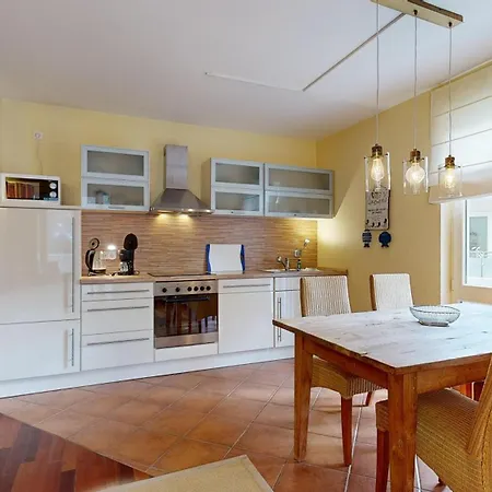 Strandnahe Fewos Mit 2 Schlafzimmern Und Balkon, Residenz Prorer Wiek, * Binz