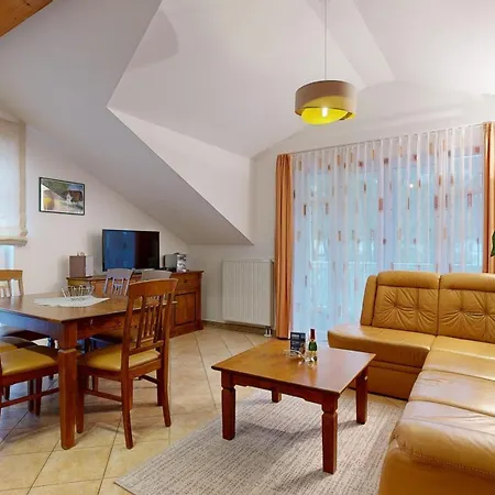Strandnahe Fewos Mit 2 Schlafzimmern Und Balkon, Residenz Prorer Wiek, * ビンツ
