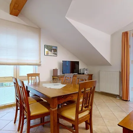 Strandnahe Fewos Mit 2 Schlafzimmern Und Balkon, Residenz Prorer Wiek,