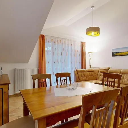 Strandnahe Fewos Mit 2 Schlafzimmern Und Balkon, Residenz Prorer Wiek, * 宾茨