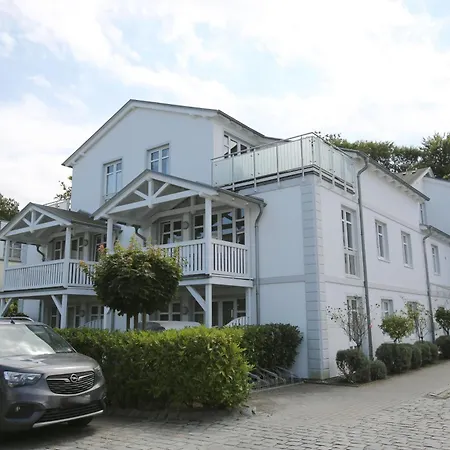 Apartment Strandnahe Mit 2 Schlafzimmern Und Balkon, Residenz Prorer Wiek,