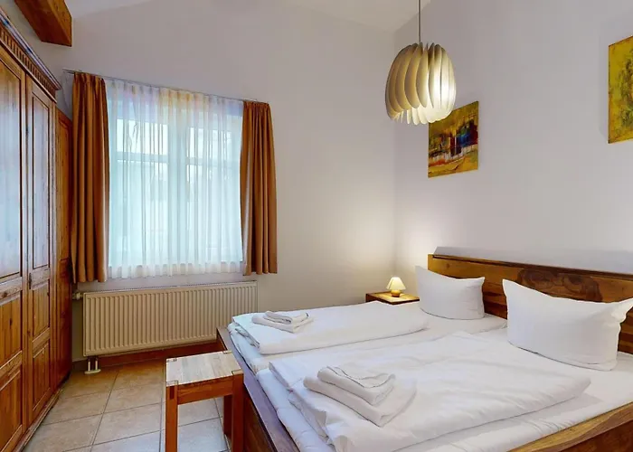 Strandnahe Mit 2 Schlafzimmern Und Balkon, Residenz Prorer Wiek, 아파트