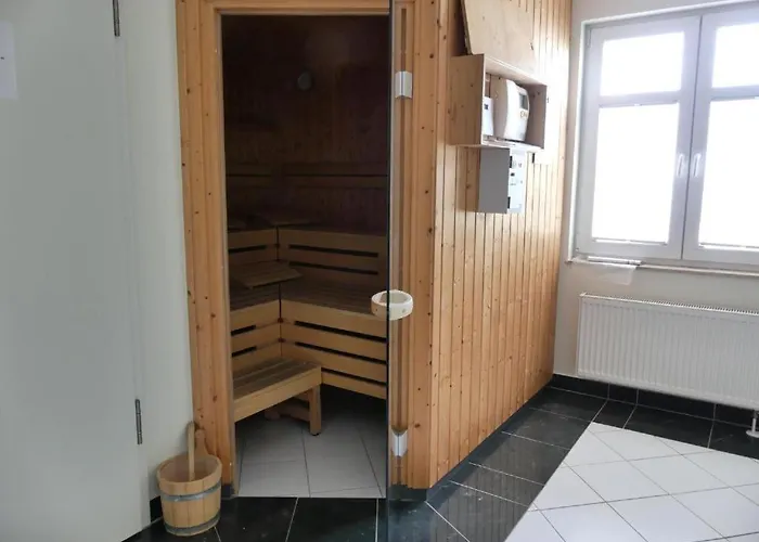 Strandnahe Mit 2 Schlafzimmern Und Balkon, Residenz Prorer Wiek, 아파트 빈츠