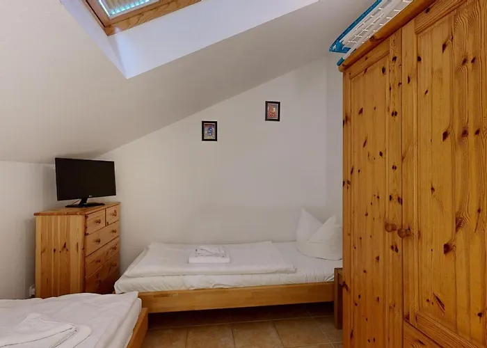 Strandnahe Mit 2 Schlafzimmern Und Balkon, Residenz Prorer Wiek, 아파트 빈츠
